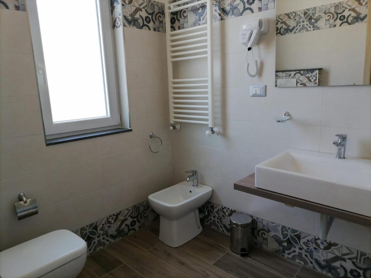 타오르미나 I Tre Cuori B&B 외부 사진